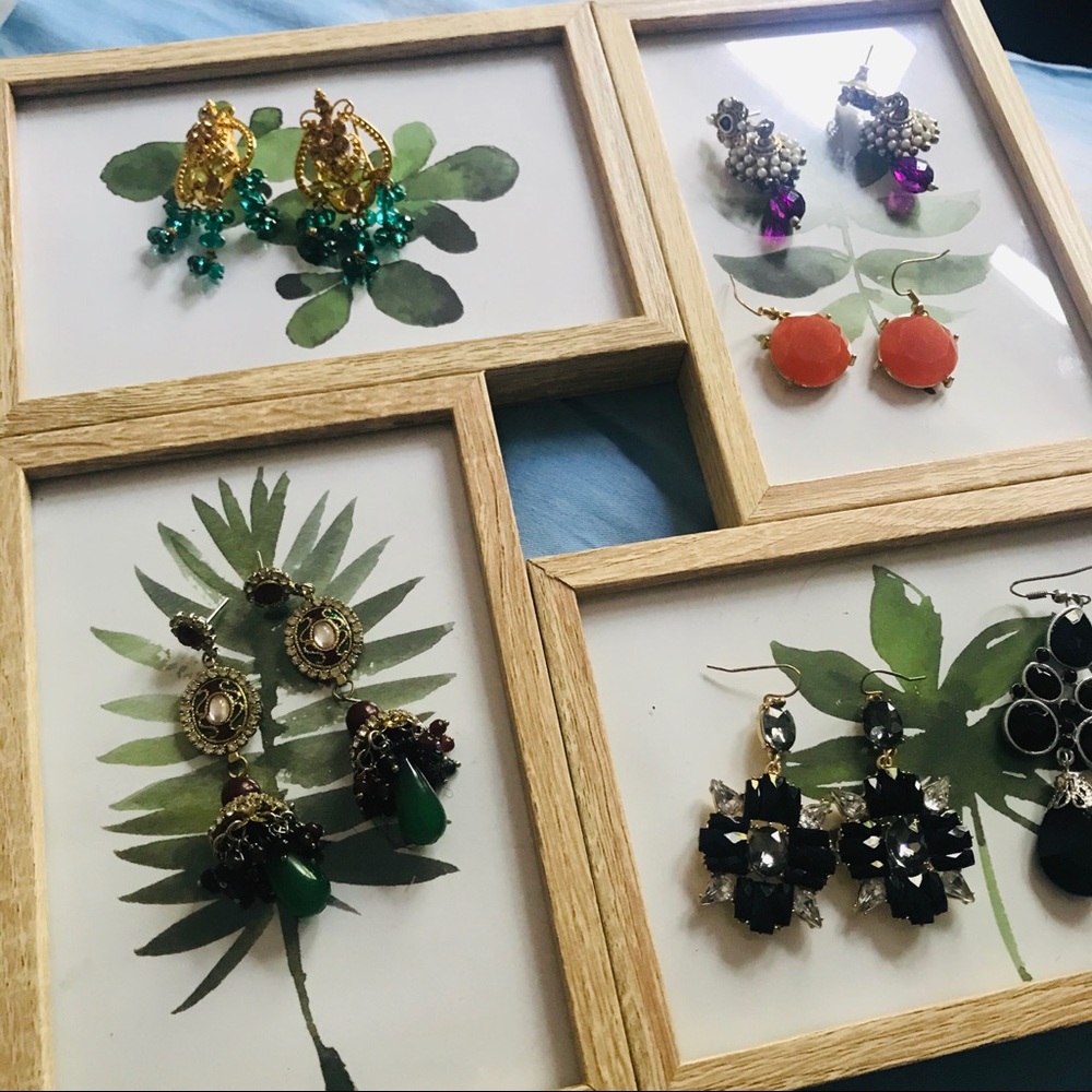 Earrings Earrings Earrings View 3